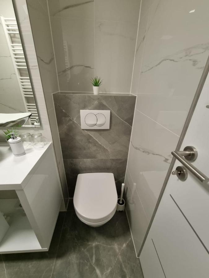 Apartman Simic Osijek Exterior foto