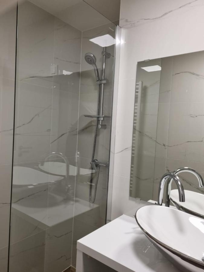 Apartman Simic Osijek Exterior foto