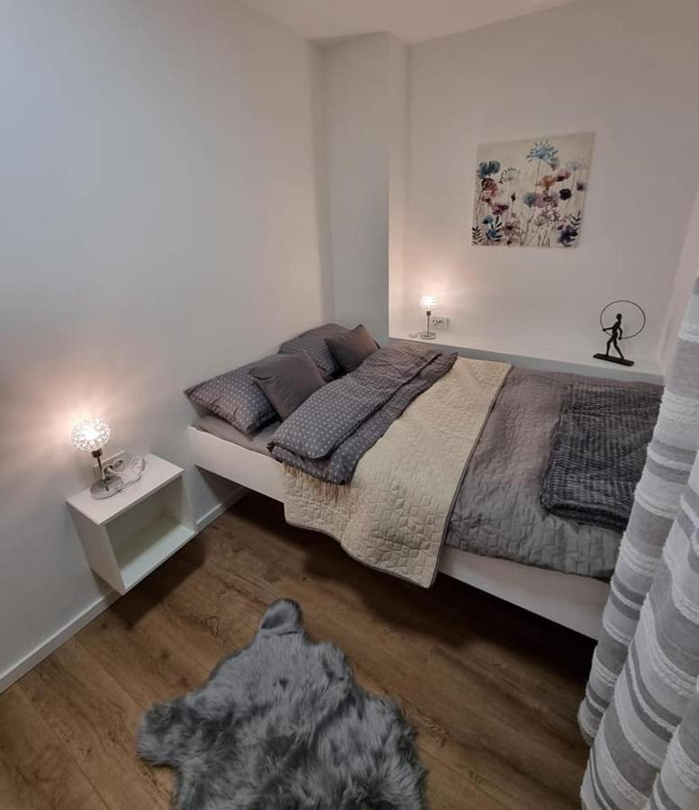Apartman Simic Osijek Exterior foto